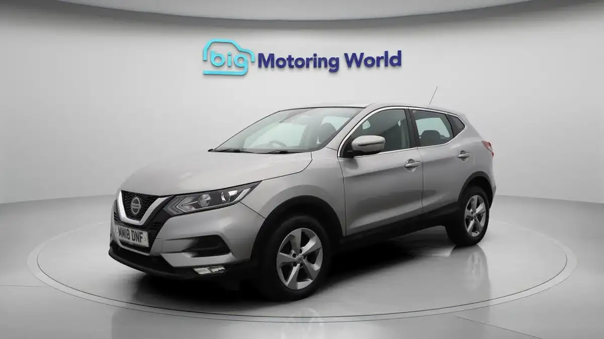 2018-nissan-qashqai-12-dig-t-acenta-big-3