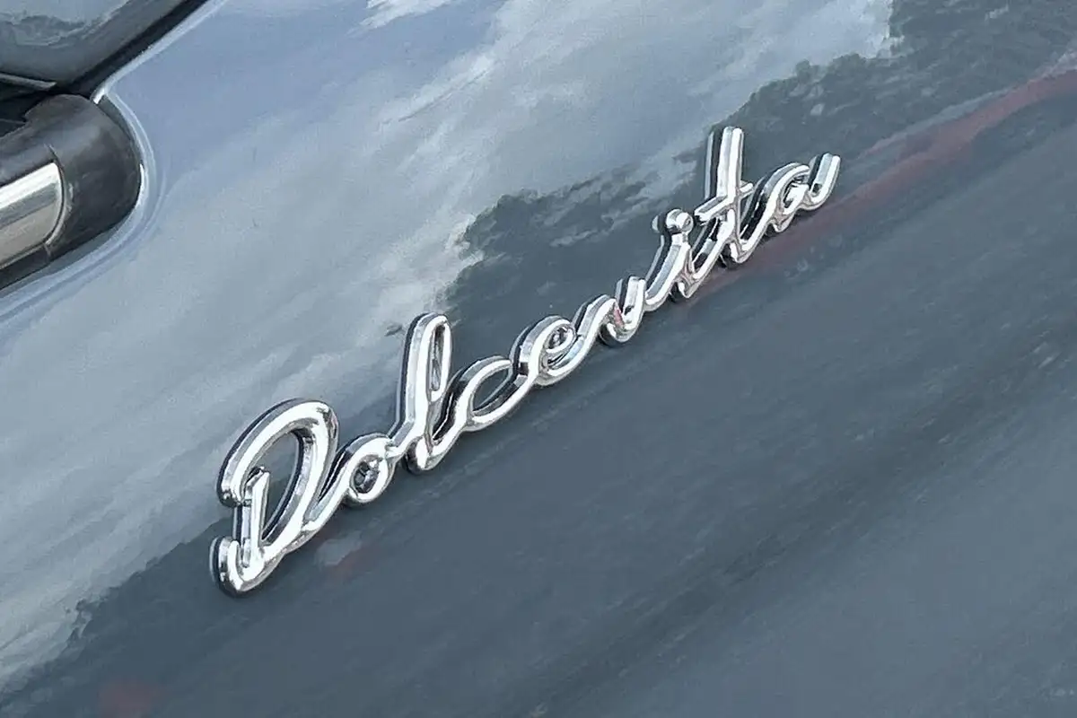 2022-fiat-500-10-dolcevita-big-24