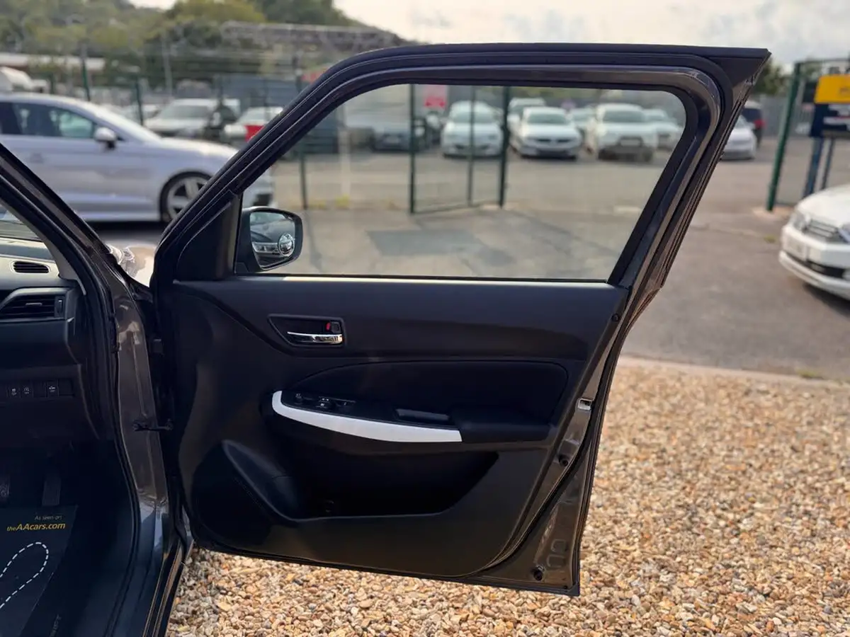 2022-suzuki-swift-12-dualjet-sz-l-big-23