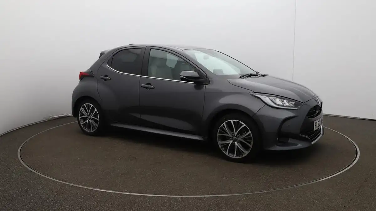 2022-toyota-yaris-15-vvt-i-excel-big-37