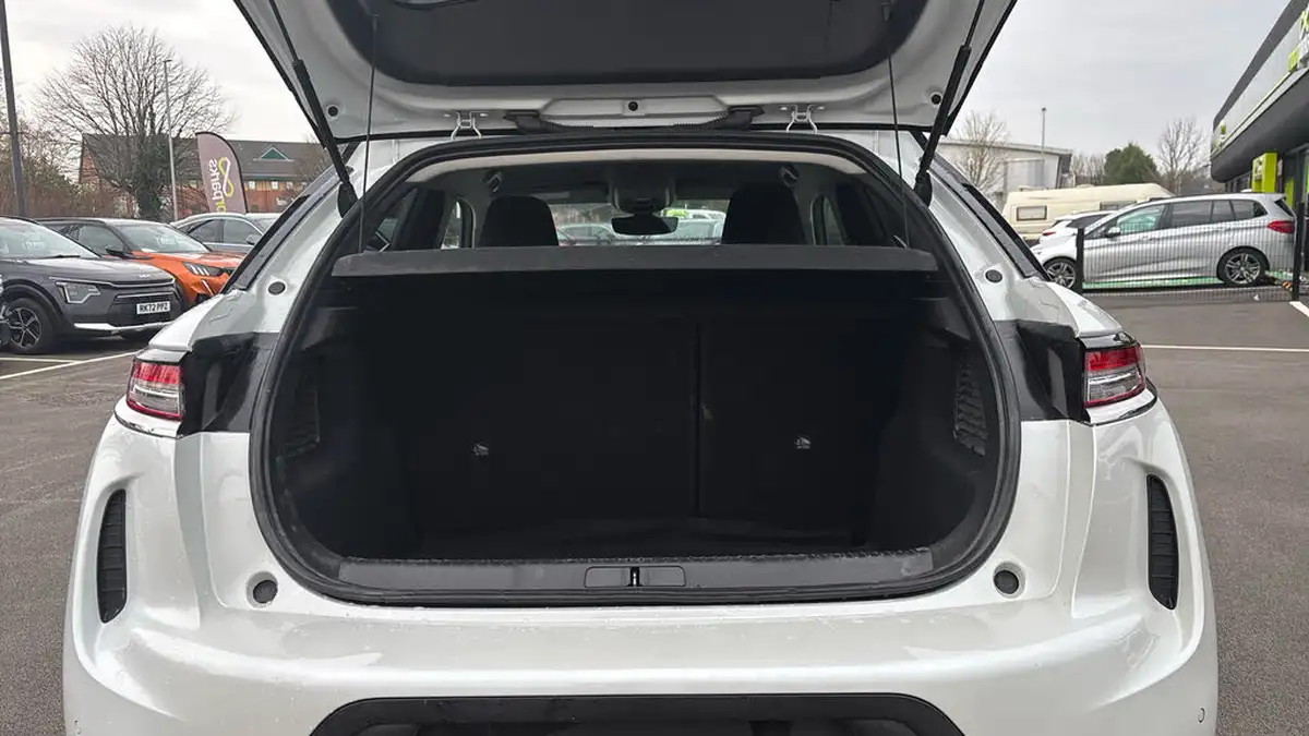2019-ds-ds-3-crossback-12-puretech-prestige-155ps-ss-eat8-big-14
