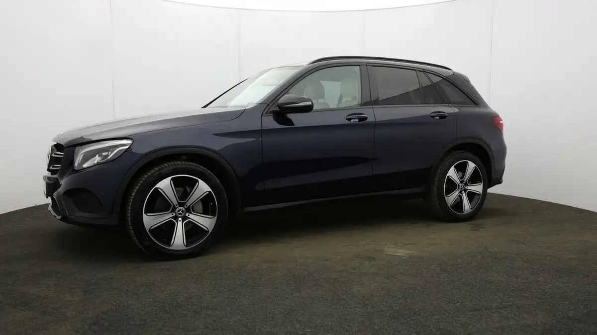 2018-mercedes-benz-glc-class-21d-glc220d-urban-edition-big-28