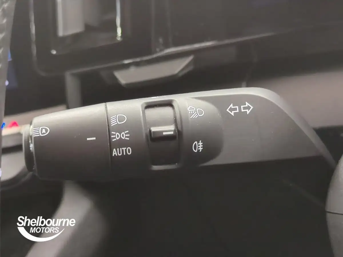 2023-renault-megane-e-tech-e-techno-big-25