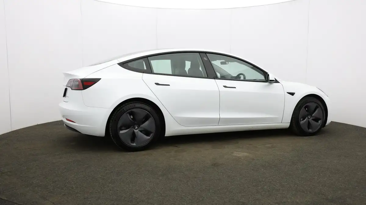 2021-tesla-model-3-e-long-range-awd-big-55