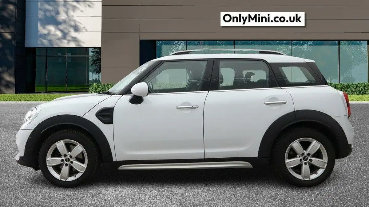 2018-mini-countryman-20td-cooper-d-jcw-chili-ss-auto-big-2