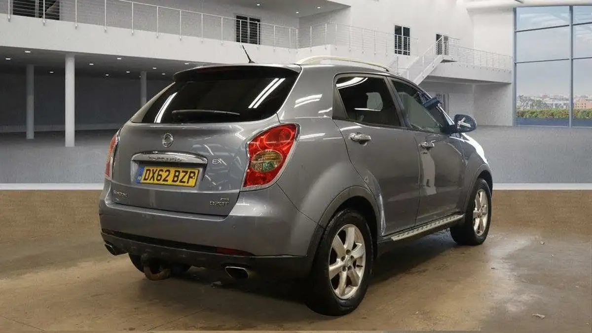 2012-kgm-ssangyong-korando-20td-ex-auto-big-9