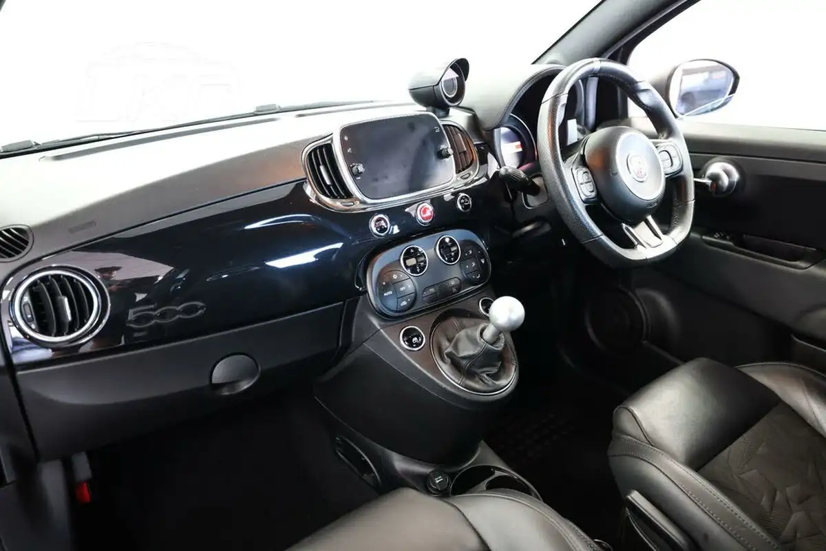 2021-abarth-595-14-tjet-scorpioneoro-big-45