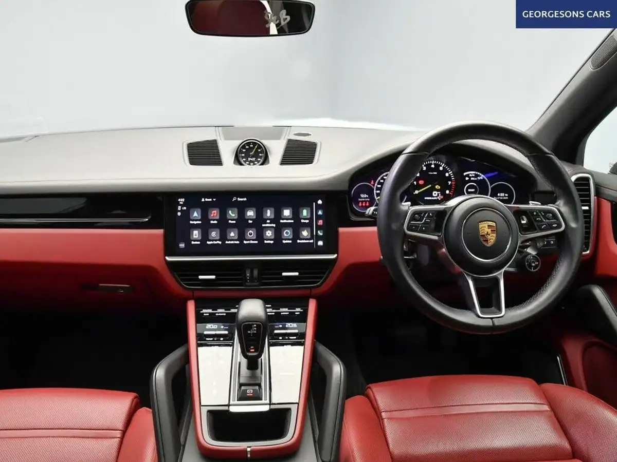 2022-porsche-cayenne-30-v6-e-hybrid-station-wagon-big-19