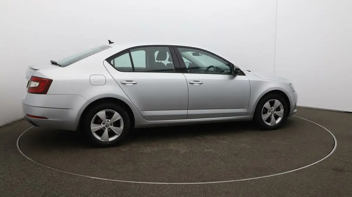 2019-skoda-octavia-15-tsi-se-technology-act-hatchback-big-50