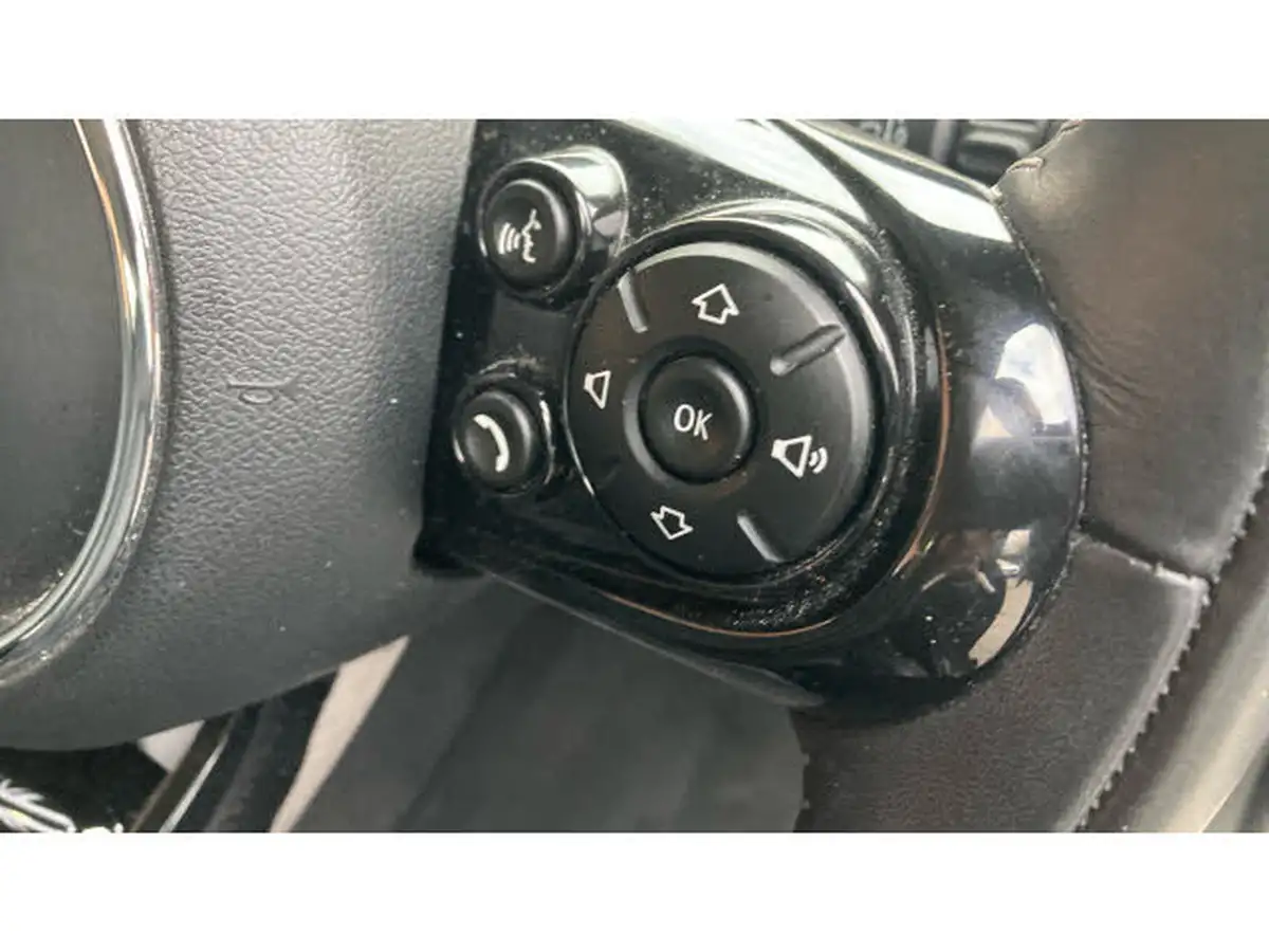 2019-mini-cooper-15-cooper-exclusive-134bhp-hatchback-5d-big-31