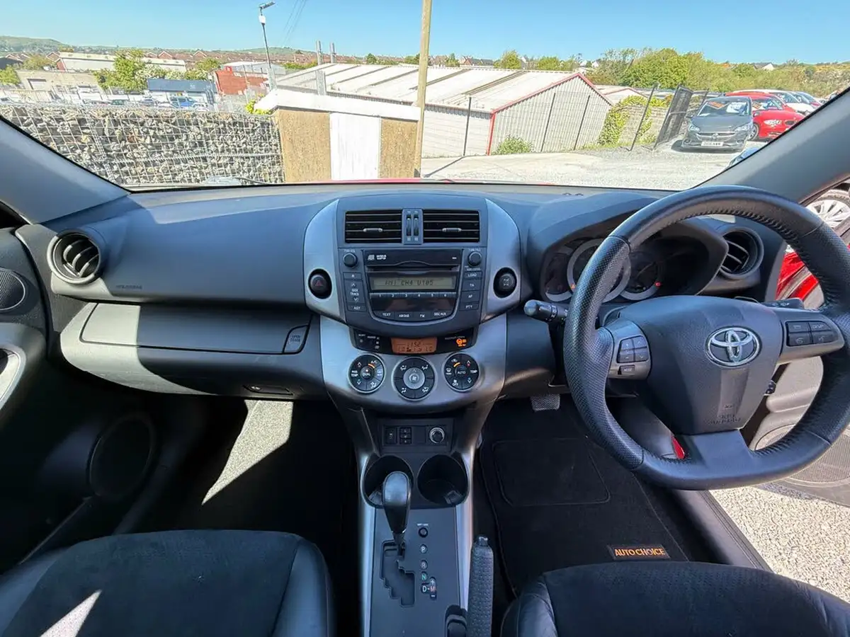 2012-toyota-rav4-22td-xt-r-22d-cat-150bhpawd-auto-big-70