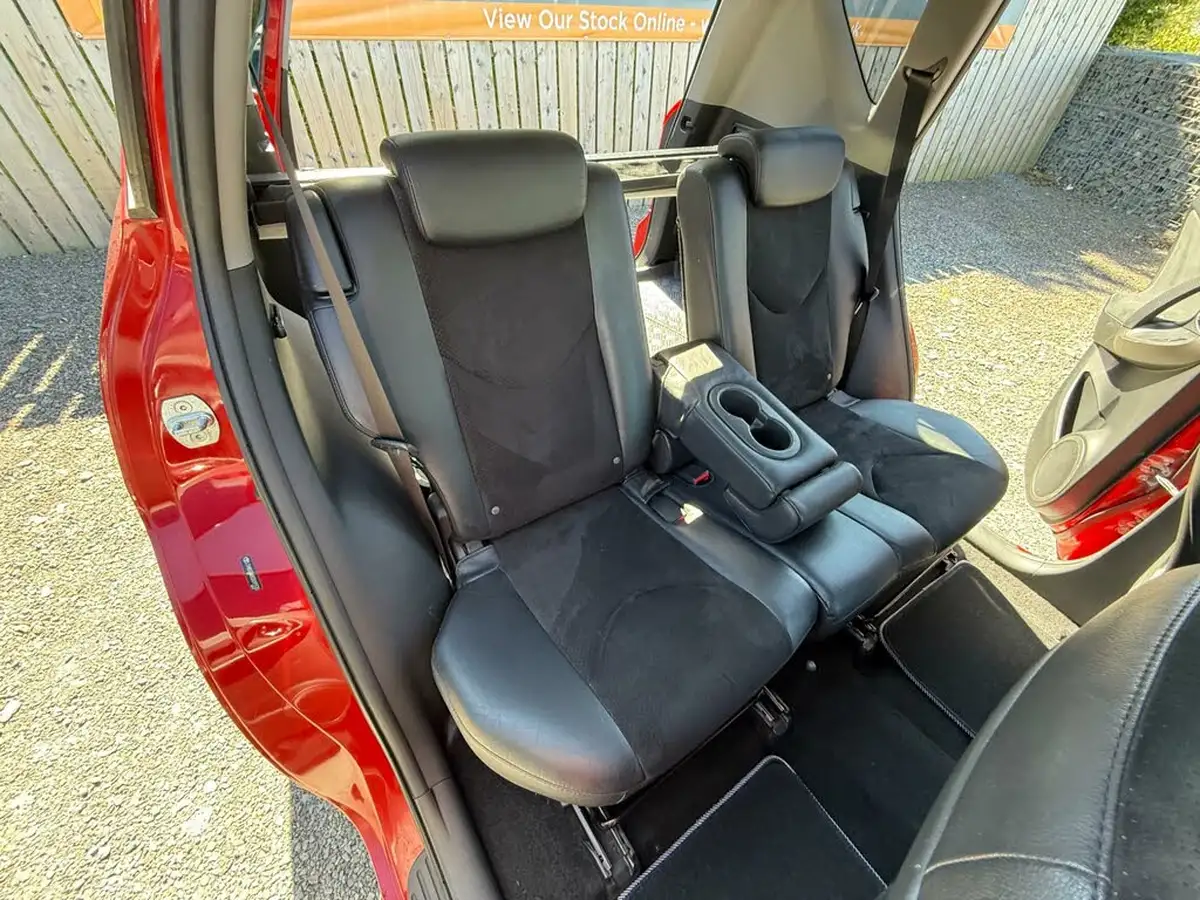 2012-toyota-rav4-22td-xt-r-22d-cat-150bhpawd-auto-big-46