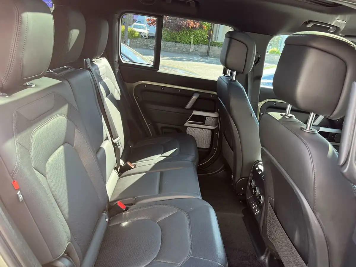 2023-land-rover-130-defender-30-p300-x-dynamic-hse-big-19