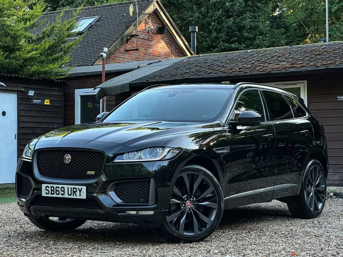 2020-jaguar-f-pace-30td-300-sport-big-2