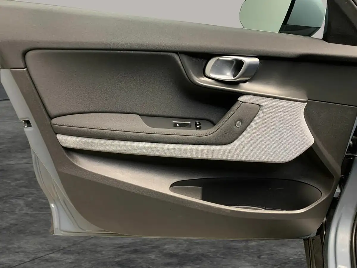 2022-polestar-polestar-2-e-ps2-300kw-longe-dual-plus-pilot-big-37