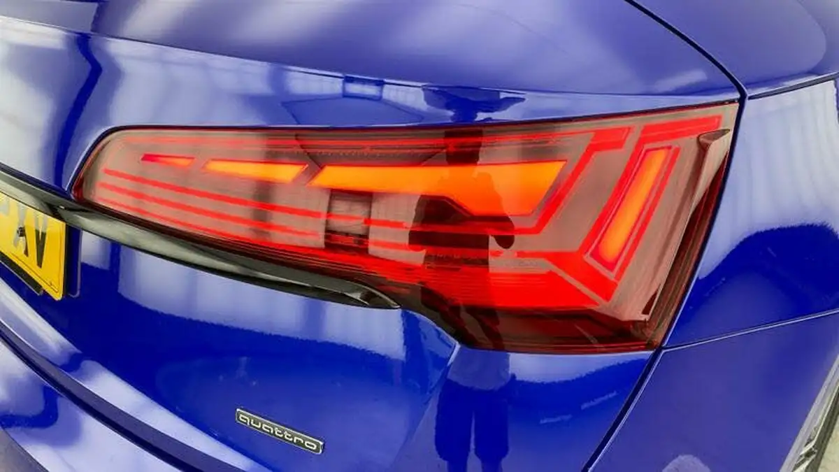 2024-audi-q5-20-tdi-s-line-big-30