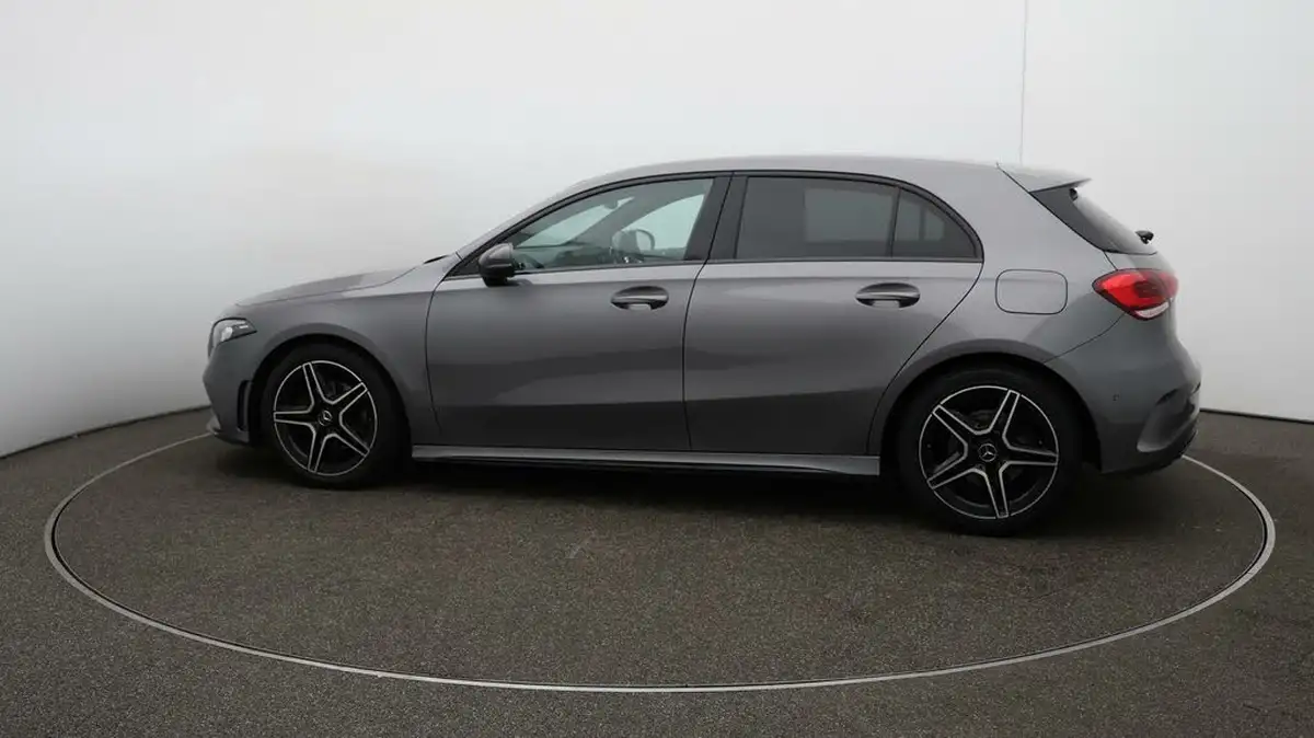 2022-mercedes-benz-a-class-13-a200-amg-line-executive-edition-hatchback-5d-7g-dct-big-56