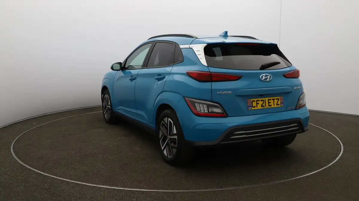 2021-hyundai-kona-e-ultimate-big-64