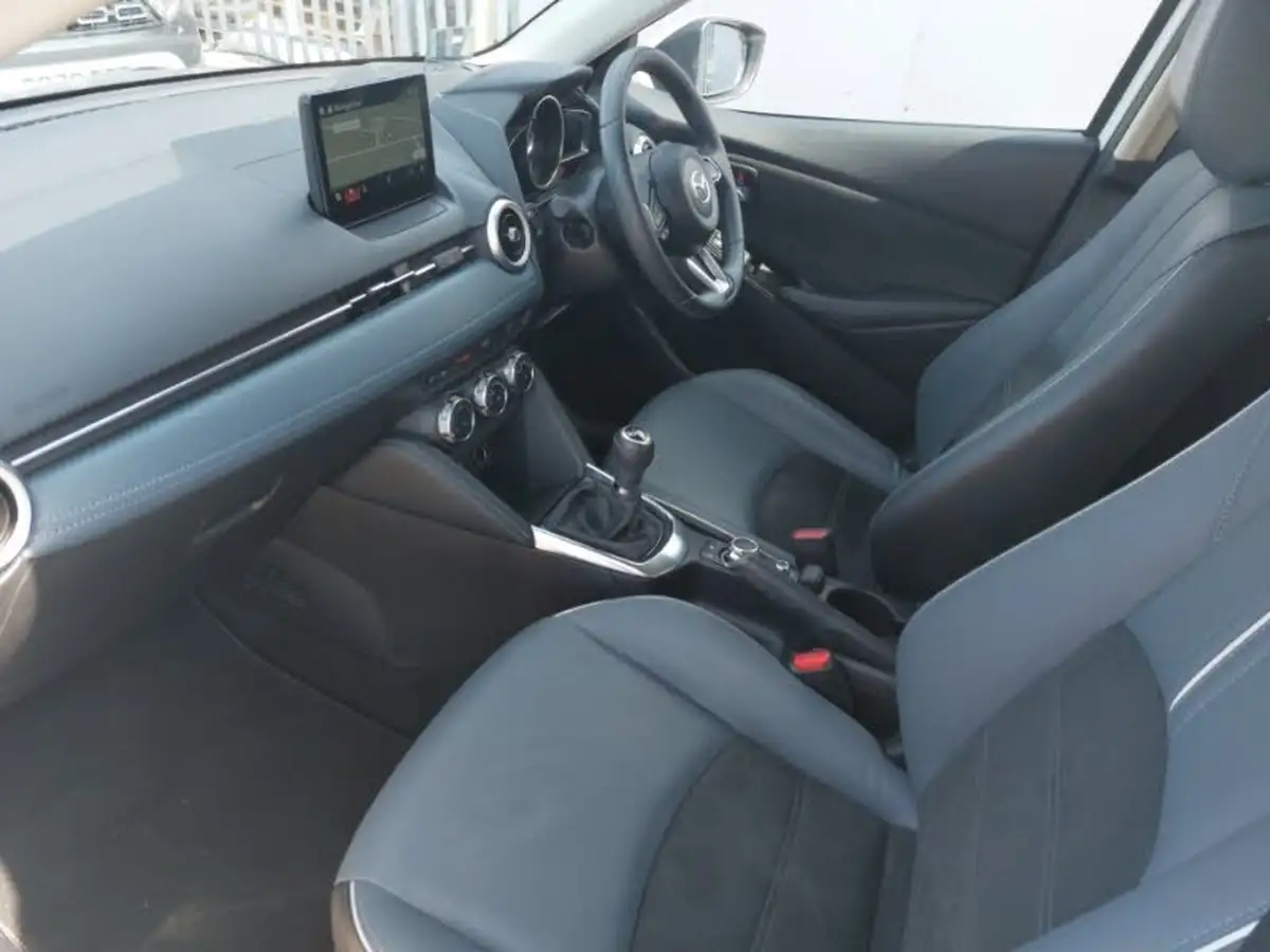 2022-mazda-mazda2-15-e-skyactiv-g-gt-sport-tech-big-4