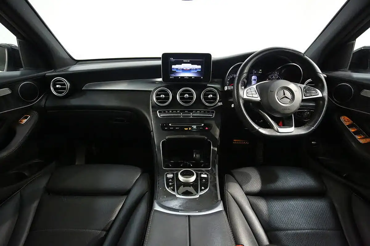 2019-mercedes-benz-glc-class-20-glc250-amg-night-edition-ss-big-29