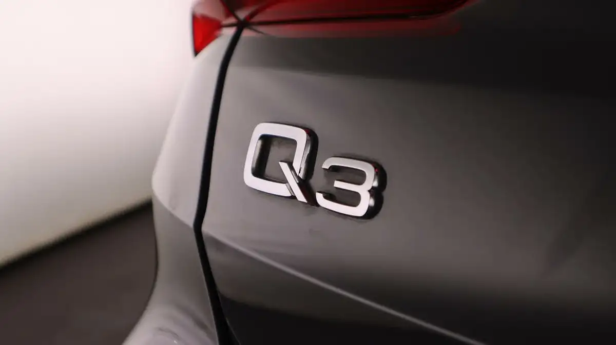2019-audi-q3-15-35-tfsi-sport-cod-ss-station-wagon-1498cc-big-20