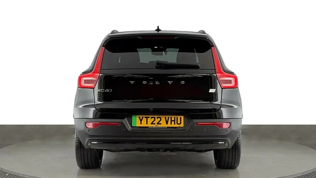 2022-volvo-c40-e-twin-recharge-pro-big-4
