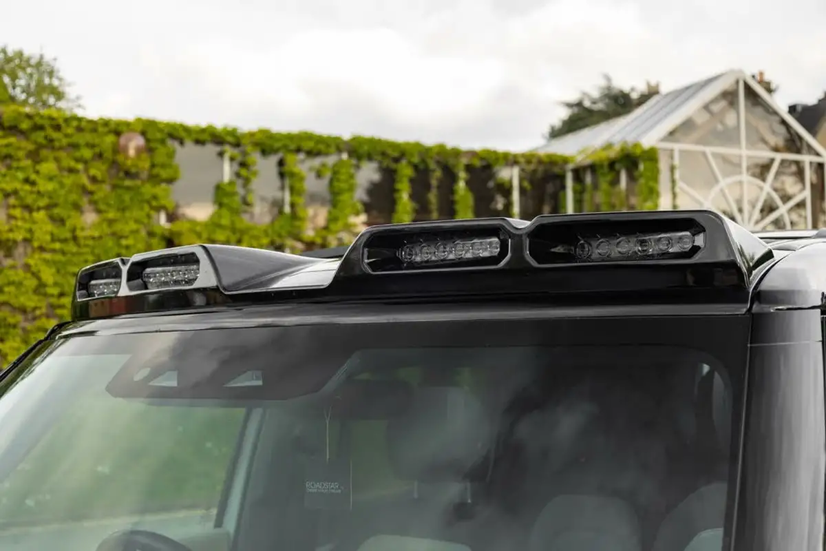 2023-land-rover-110-defender-30-d250-x-dynamic-se-big-32