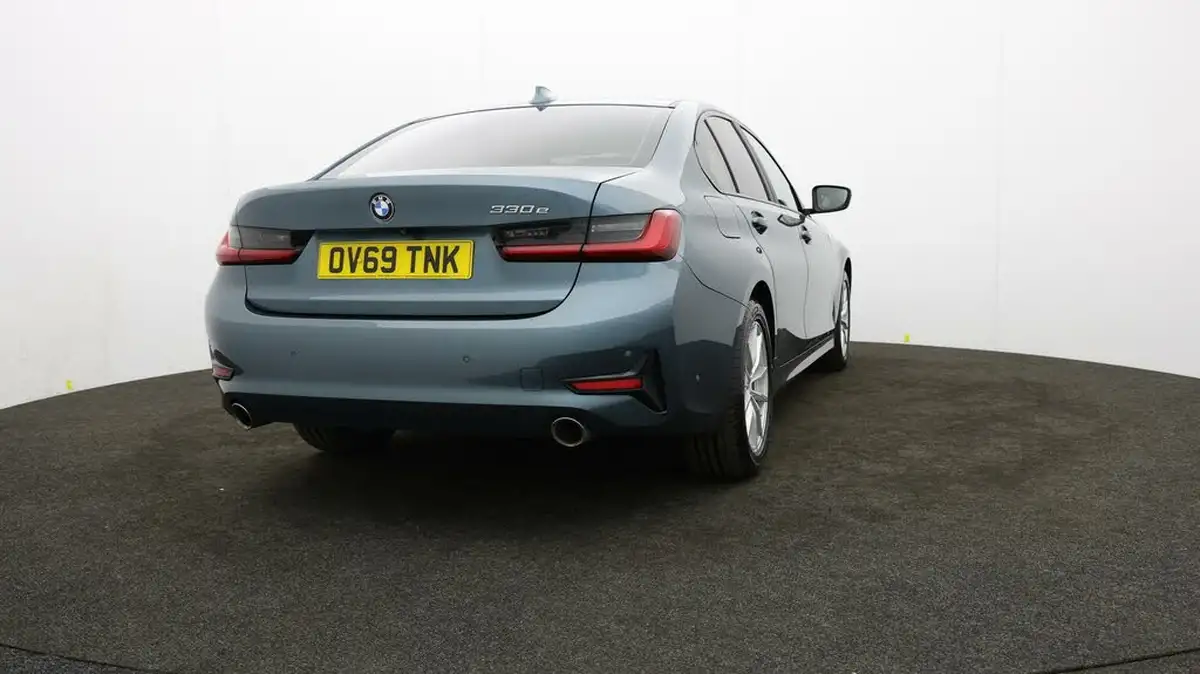 2019-bmw-3-series-20-330e-se-pro-big-73