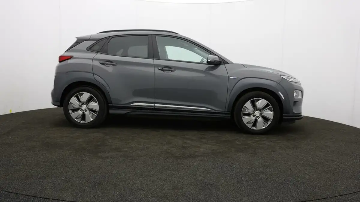 2020-hyundai-kona-e-premium-se-64kwh-105kw-obc-big-7