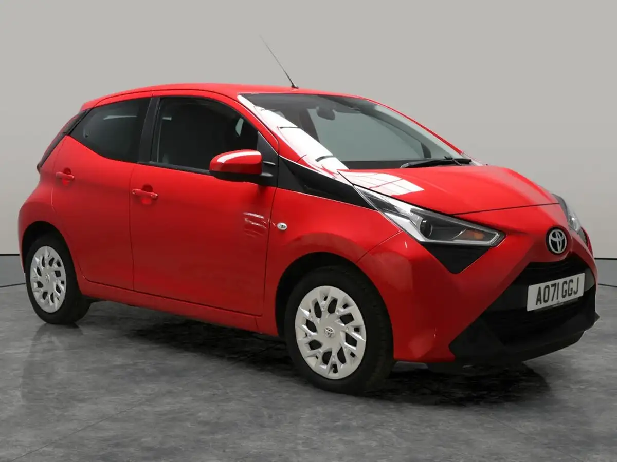 2021-toyota-aygo-10-vvt-i-x-play-tss-big-9