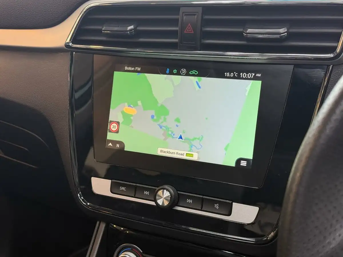 2021-mg-zs-suv-e-exclusive-ev-big-24
