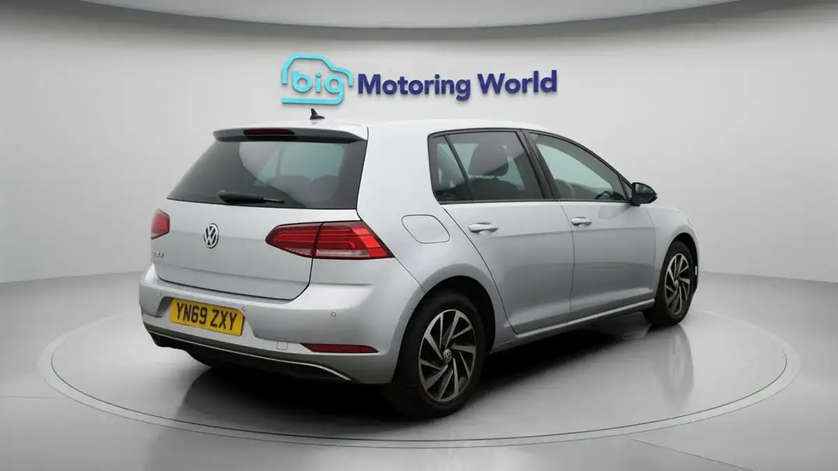 2019-volkswagen-golf-sv-16tdi-match-edition-big-7