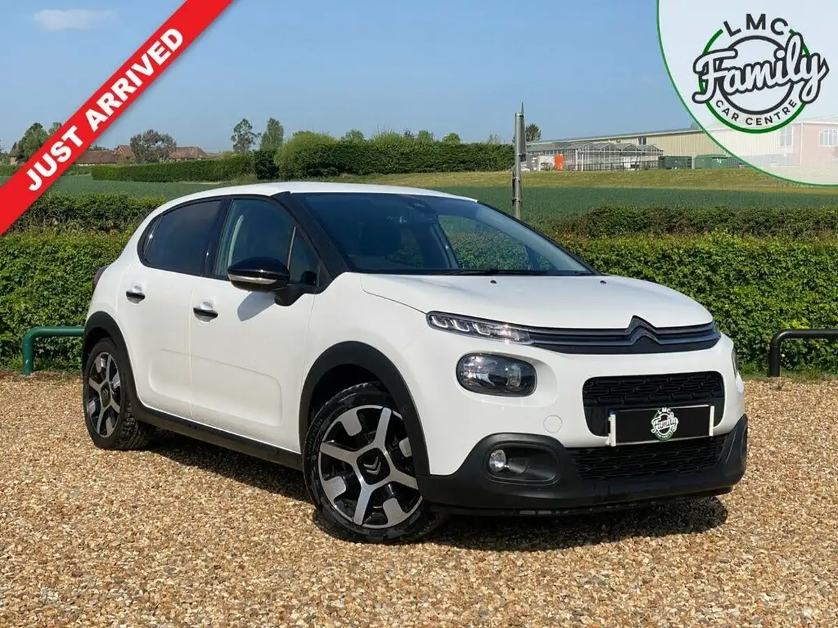 2018-citroen-c3-12-puretech-flair-110ps-ss-eat6-big-0