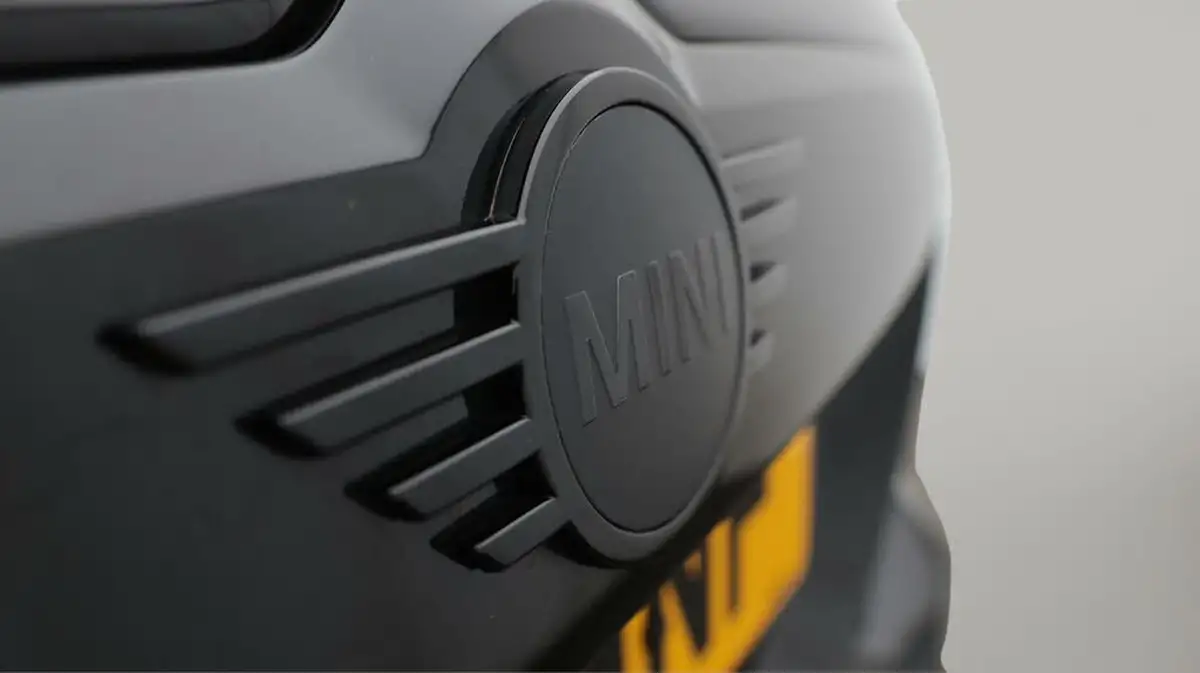 2022-mini-countryman-20-john-cooper-works-big-22