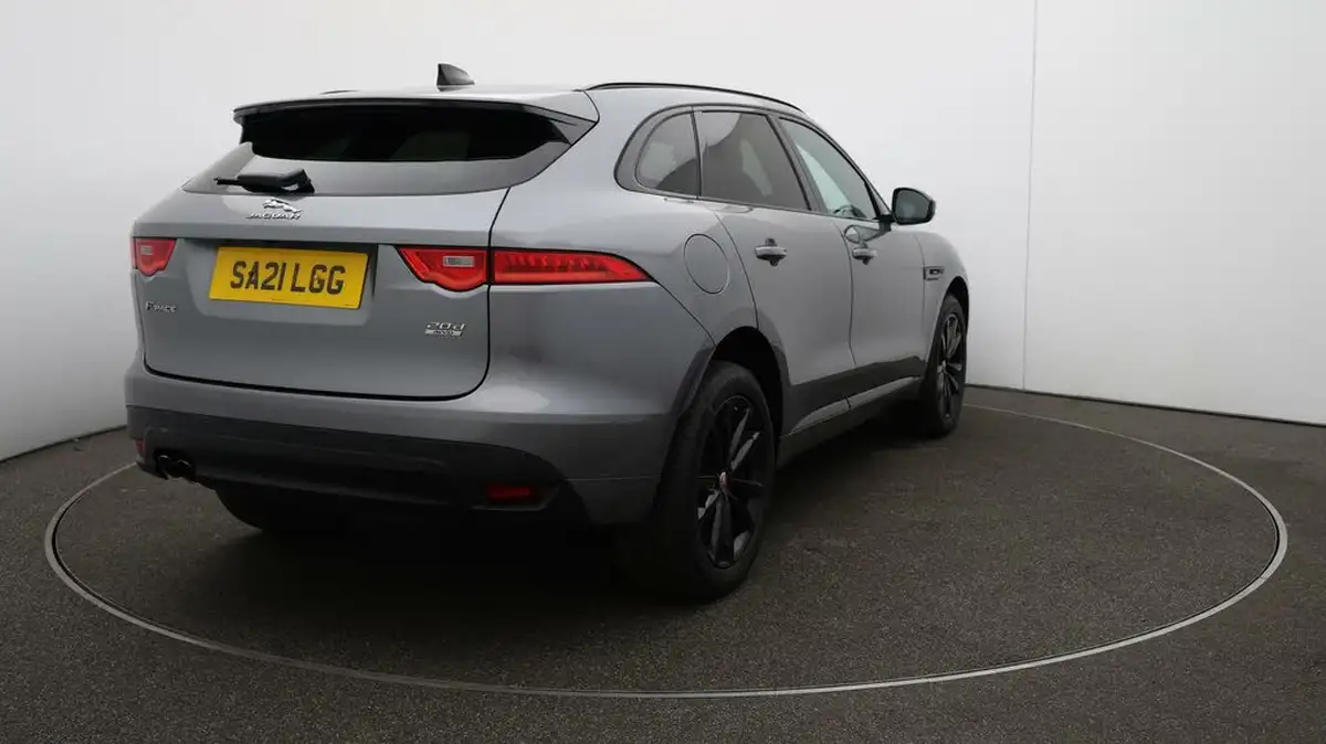 2021-jaguar-f-pace-20-i4d-chequered-flag-180ps-big-57