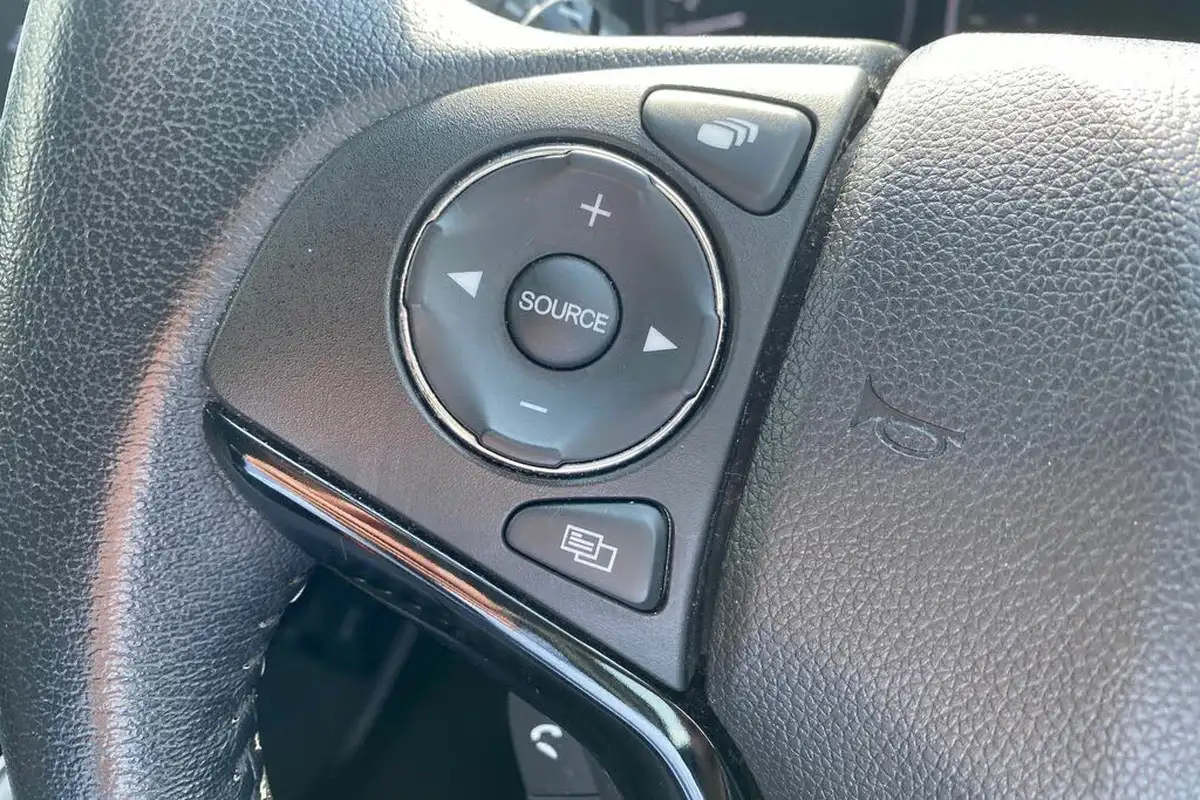 2019-honda-hr-v-15-i-vtec-se-cvt-big-26