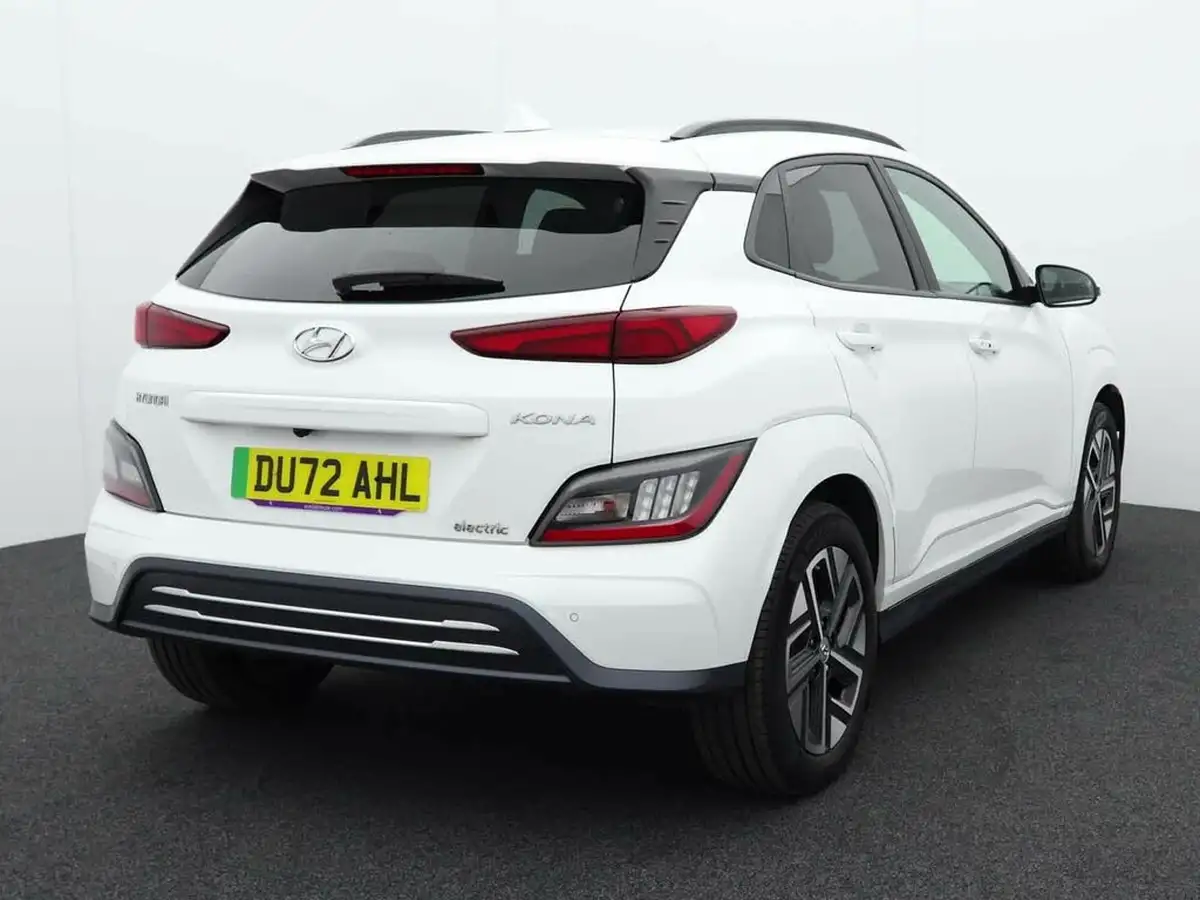 2022-hyundai-kona-e-premium-204ps-64kwh-7kw-obc-big-5