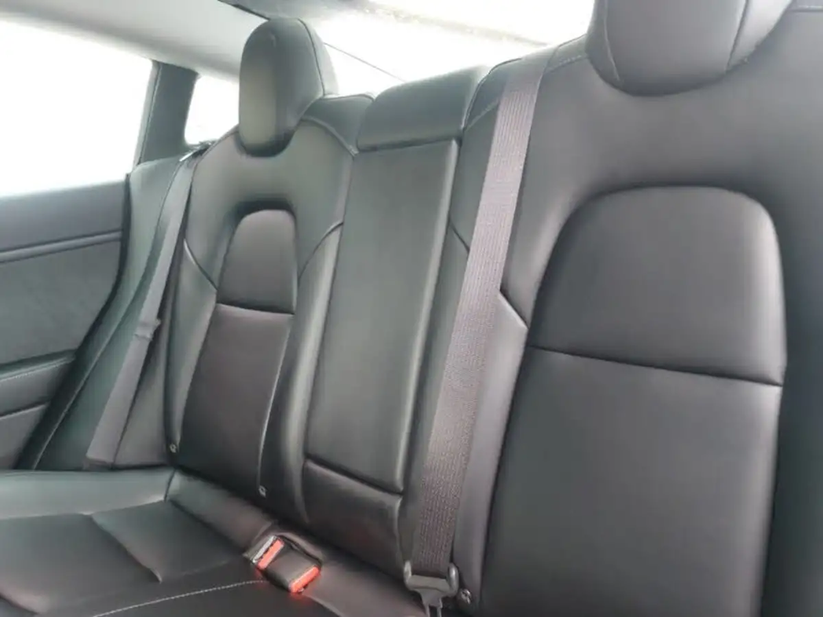 2019-tesla-model-3-e-4x4-performance-pack-big-5