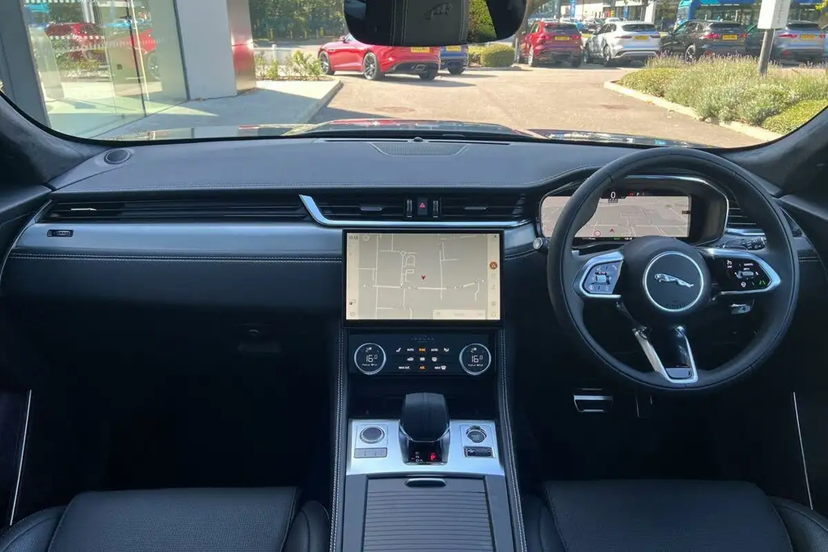 2024-jaguar-f-pace-20-p400e-r-dynamic-hse-black-90th-anniversary-edition-big-18