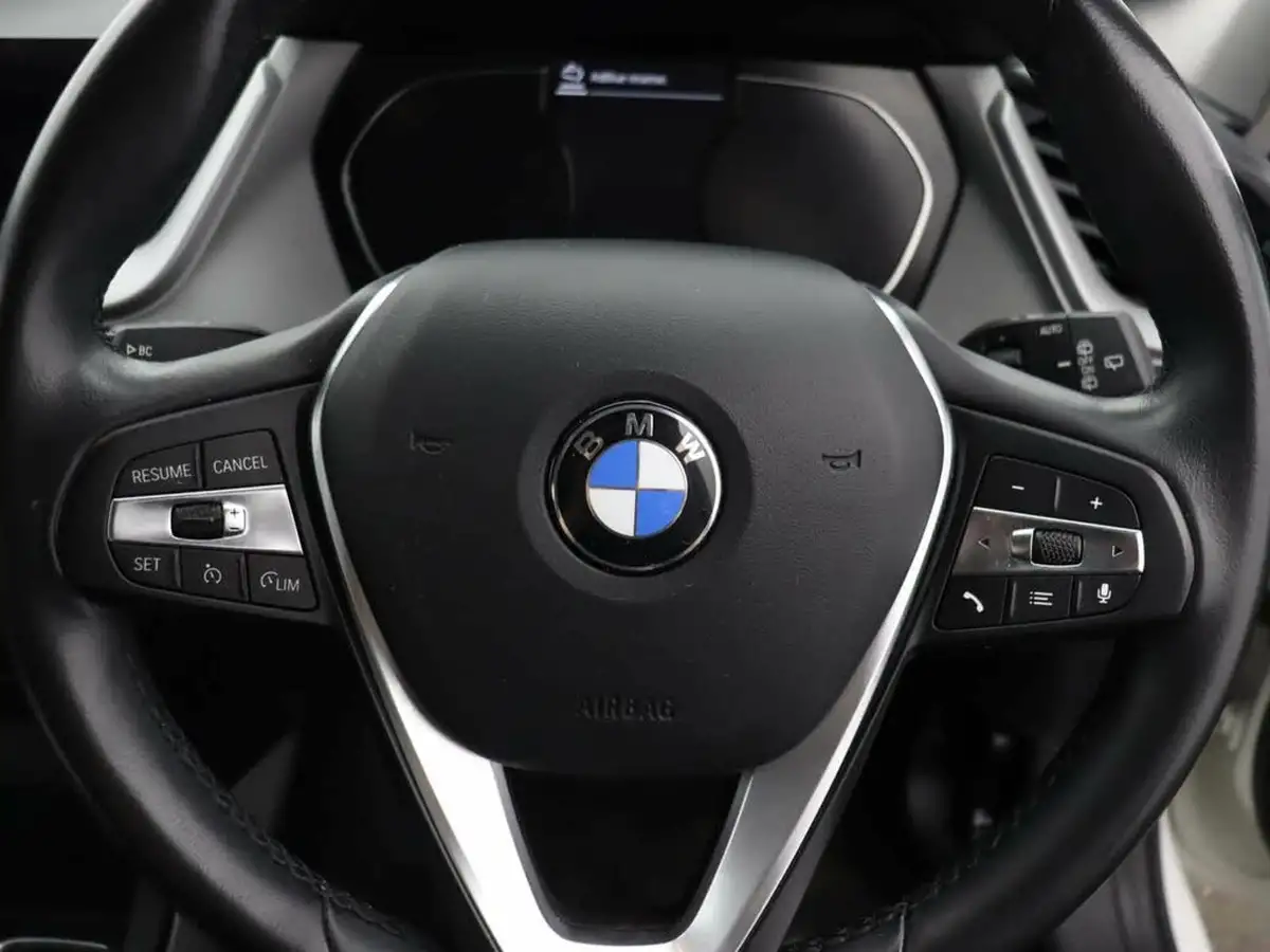 2020-bmw-1-series-big-31