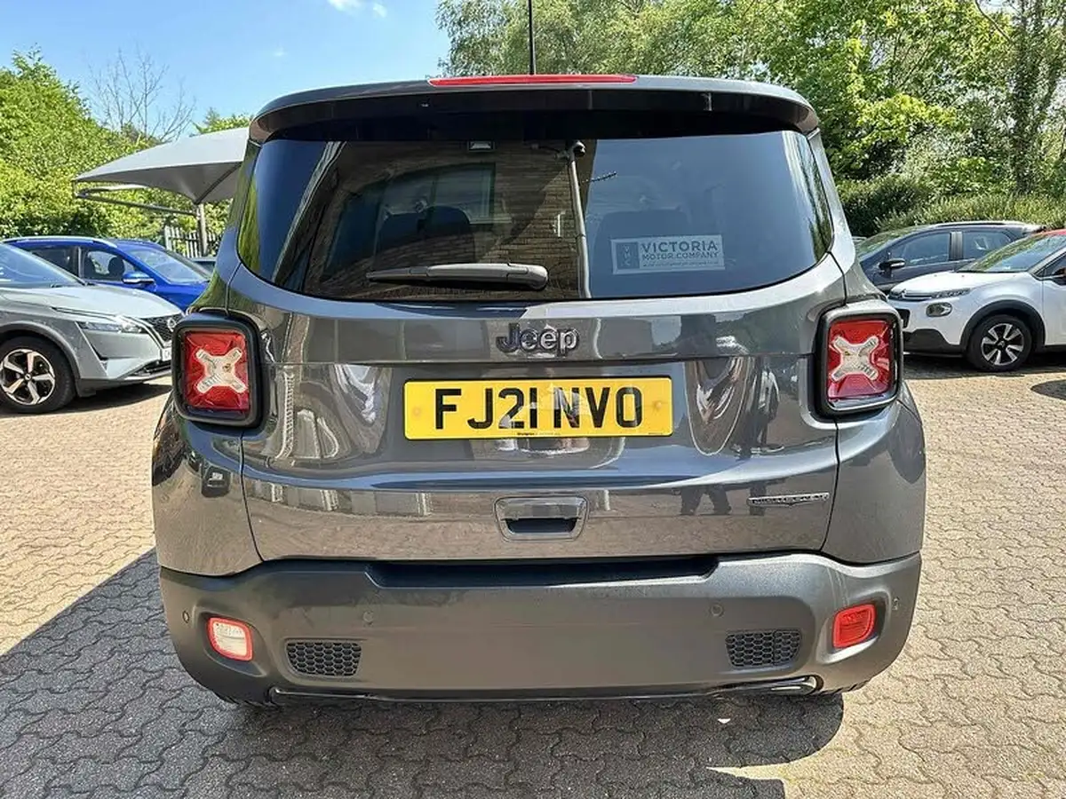 2021-jeep-renegade-10-gse-night-eagle-big-9