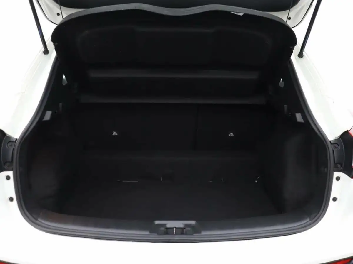 2021-nissan-qashqai-13-dig-t-acenta-premium-140ps-big-10