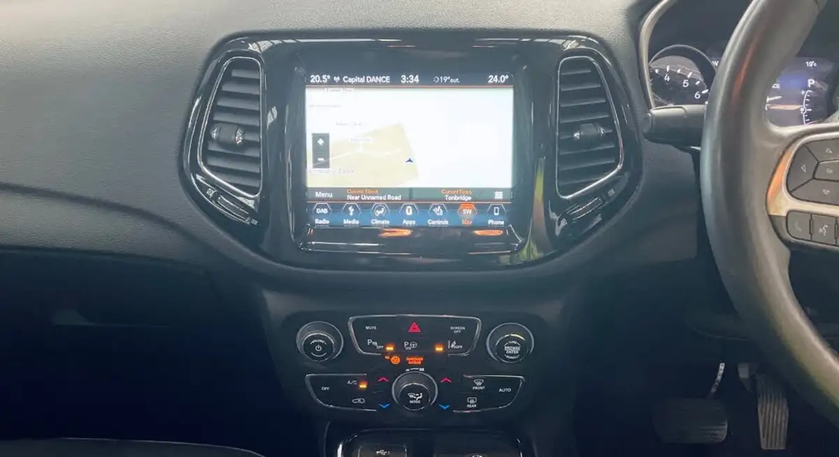 2020-jeep-compass-14-multiair-ii-limited-168bhp-4x4-auto-big-3