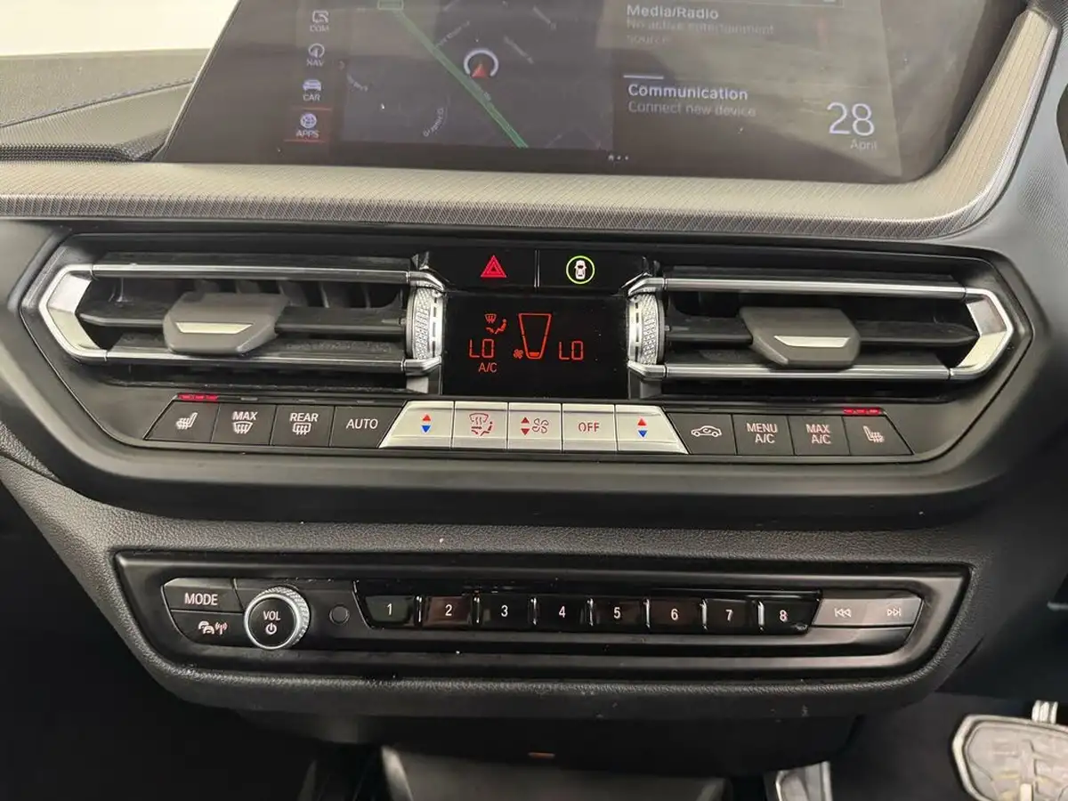 2023-bmw-1-series-15-118i-m-sport-lcp-dct-big-27