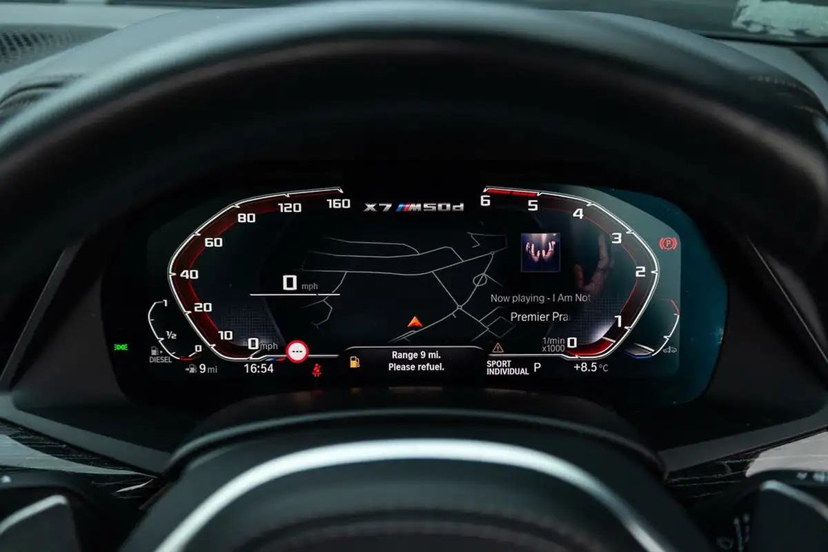 2020-bmw-x7-30td-m50d-big-52