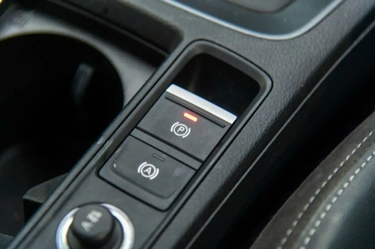 2019-audi-q3-20-40-tfsi-s-line-big-39