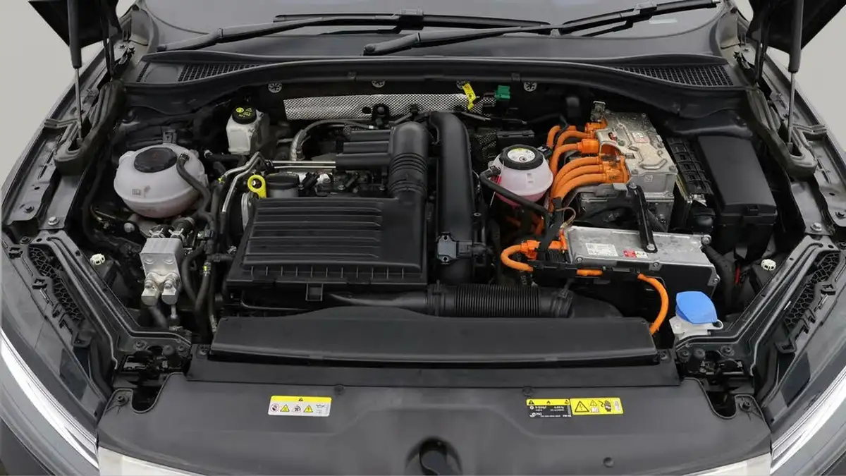 2021-skoda-superb-14-tsi-se-technology-156ps-estate-big-18