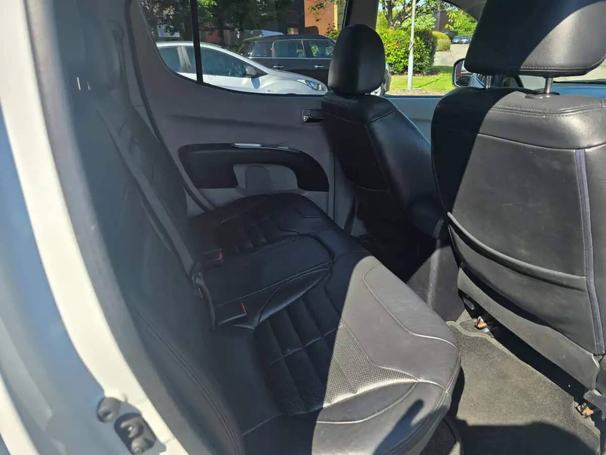 2012-mitsubishi-l200-25td-barbarian-eu-v-cab-big-52