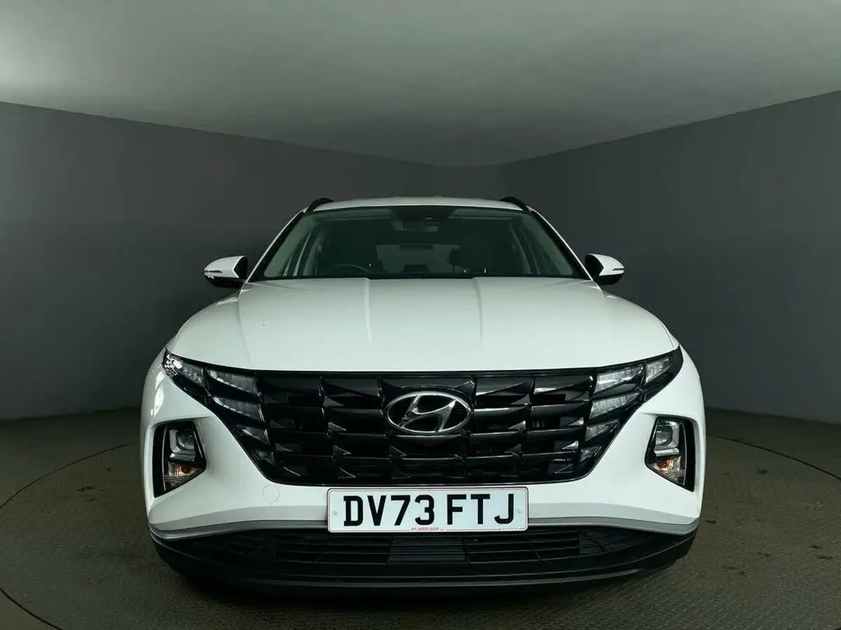 2023-hyundai-tucson-16-t-gdi-se-connect-230ps-hybrid-auto-big-2