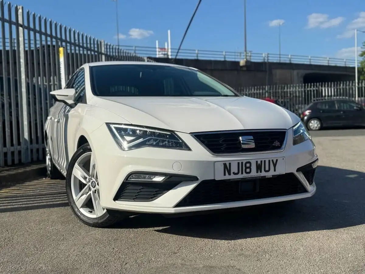 2017-seat-leon-14-ecotsi-fr-technology-hatchback-5d-big-21